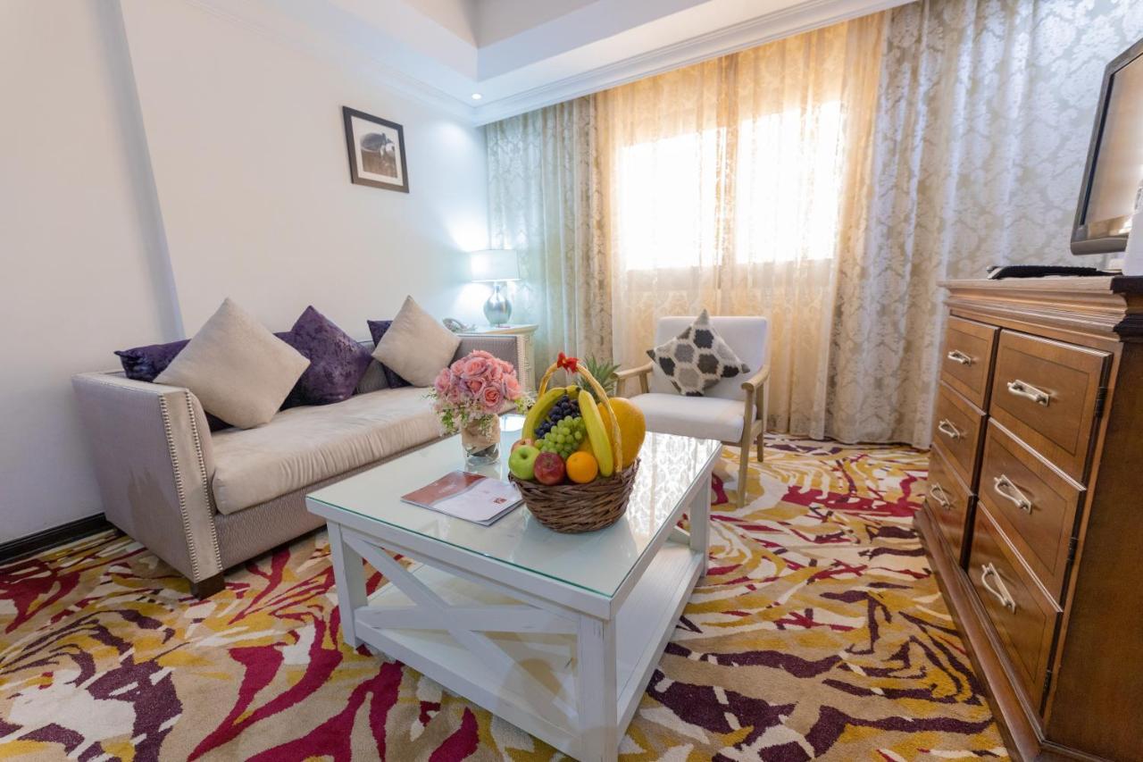 Ewan Ajman Suites Hotel Kültér fotó