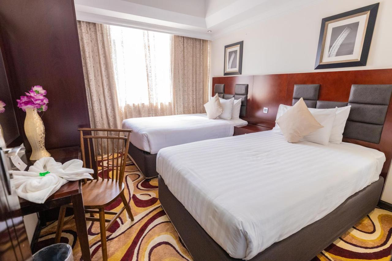 Ewan Ajman Suites Hotel Kültér fotó