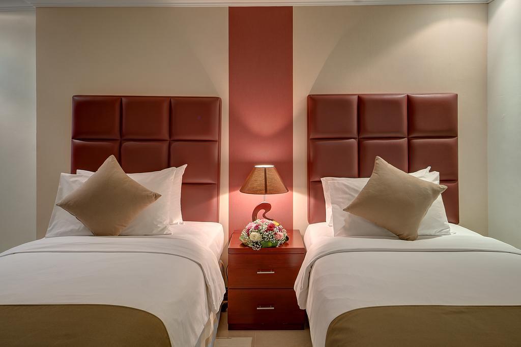 Ewan Ajman Suites Hotel Kültér fotó