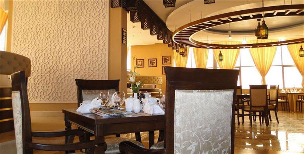 Ewan Ajman Suites Hotel Kültér fotó